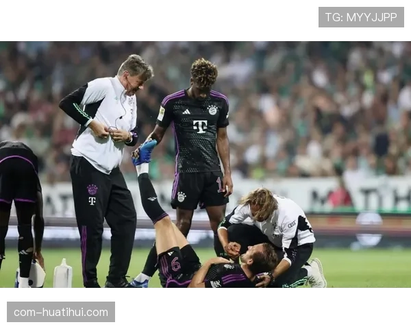 拜仁替补球员战术融入度，奥利塞登场后立即改变右路进攻权重